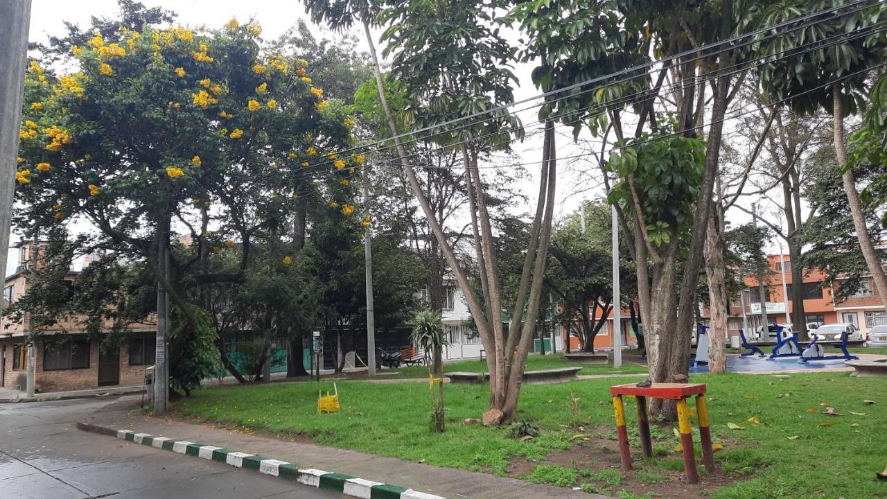 Aparta Hotel Victoria In Bogotá Dış mekan fotoğraf
