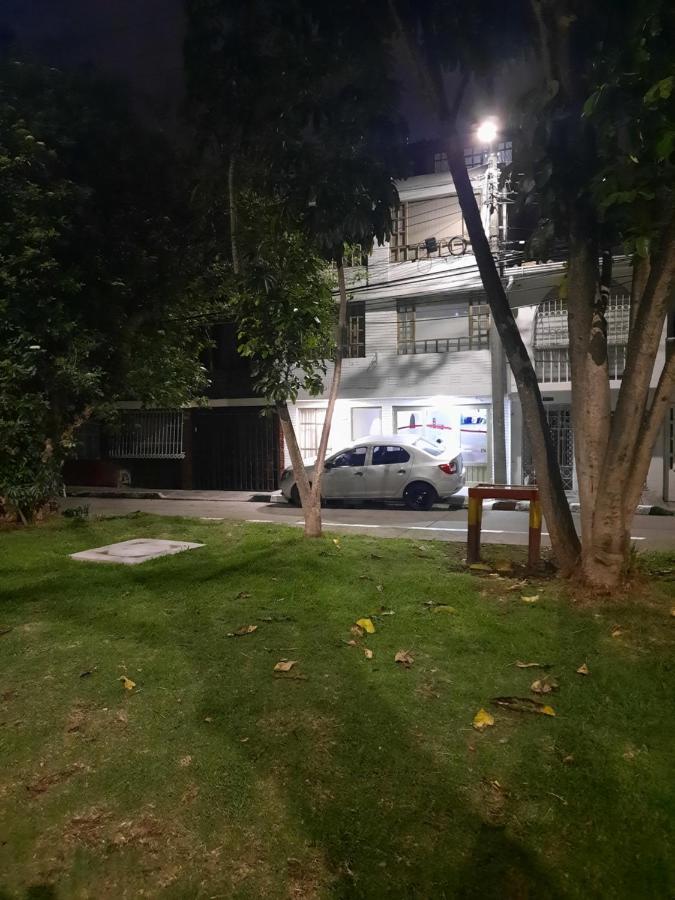 Aparta Hotel Victoria In Bogotá Dış mekan fotoğraf