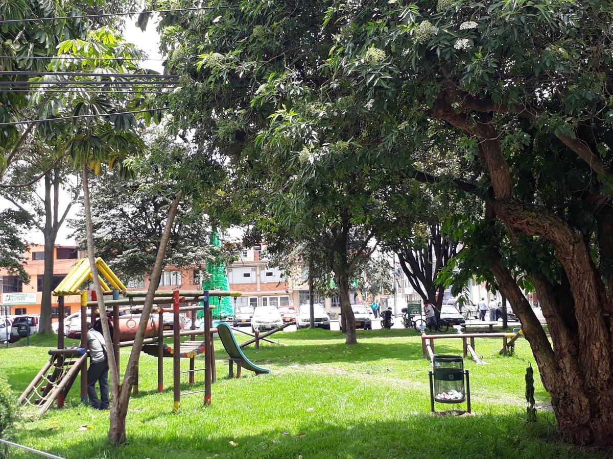 Aparta Hotel Victoria In Bogotá Dış mekan fotoğraf